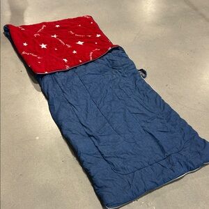 American Girl Red Star Quilted Blanket with Blue Backing Fold Up Bag